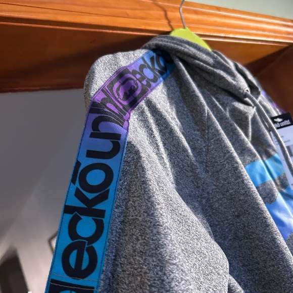 Ecko Medium Unlimited Gray Hoodie with Blue Logo, New with tag, retails $58.00 - Picture 3 of 6